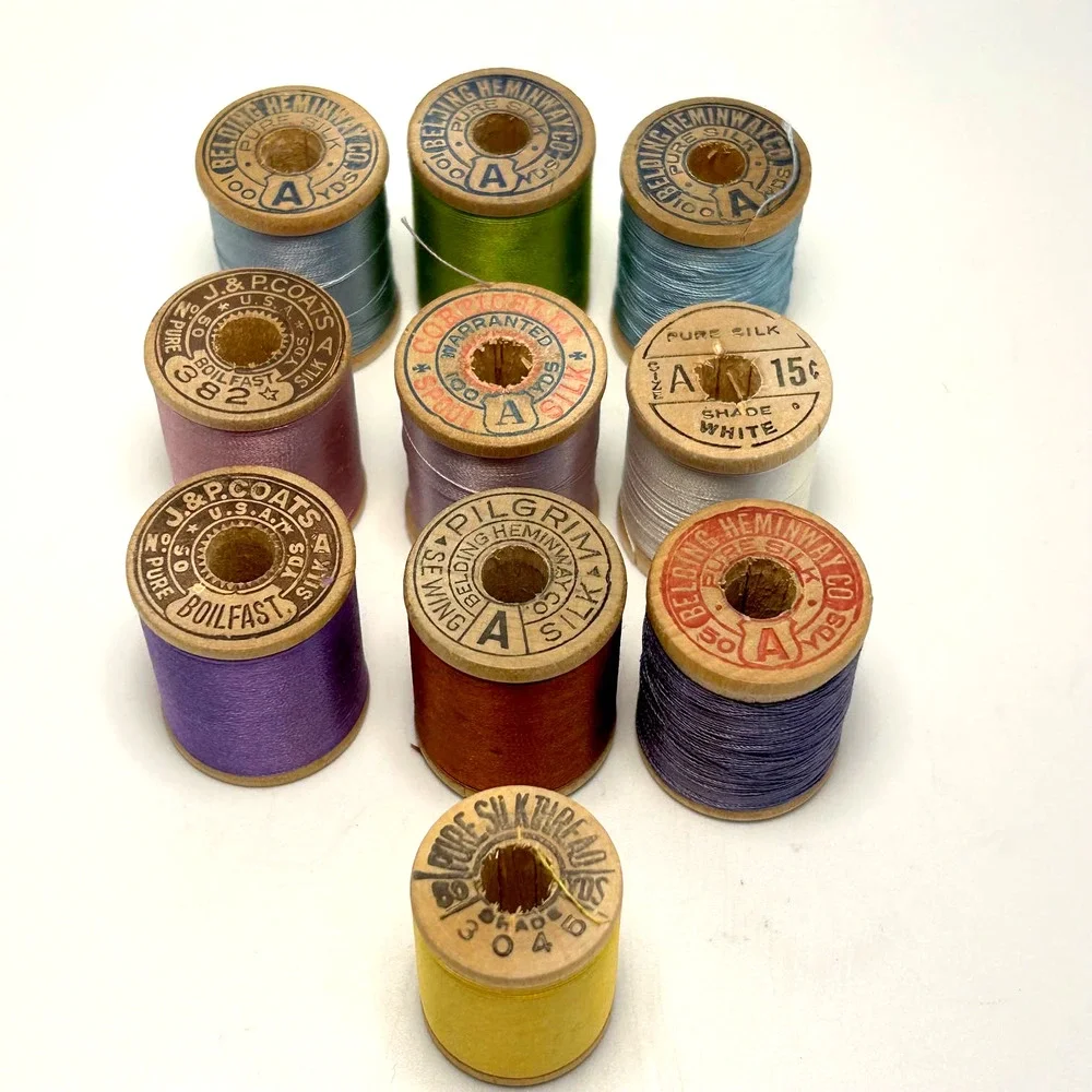 Vintage Silk Thread On Wooden Spools Lot of 10‎